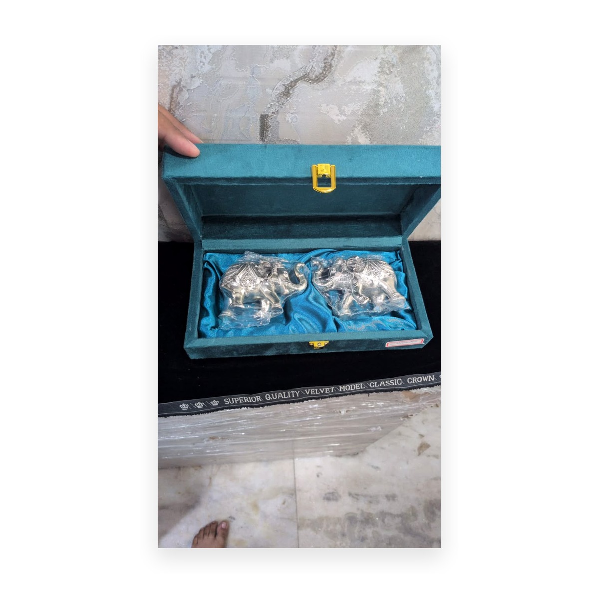 CRESTORA 999 Silver Plated Swan Decorative Pair