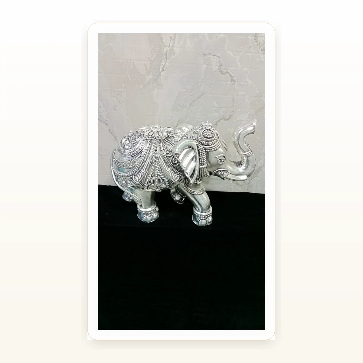 CRESTORA 999 Silver Plated Elephant Decorative Showpiece